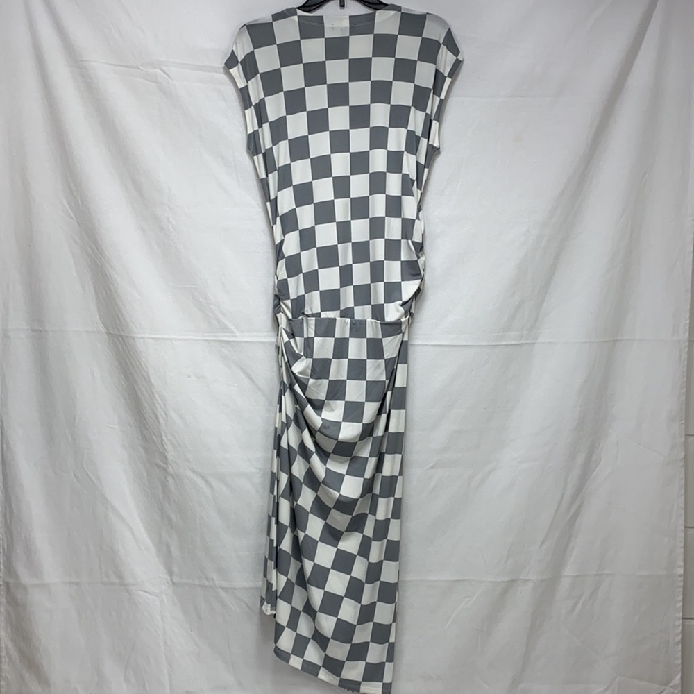 Kenneth Cole Medium Ruched Side Checker Long Dress - Picture 2 of 11